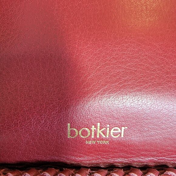 Botkier Quincy Camera Leather Boxy Crossbody Purse Handbag Red Tassel Whipstitch - Picture 16 of 16
